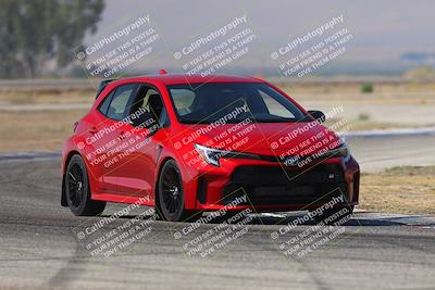 media/Sep-20-2025-Extreme Speed (Sat) [[1fcc23683c]]/Orange (Mid Intermediate)/Session 2 (Sunrise)/